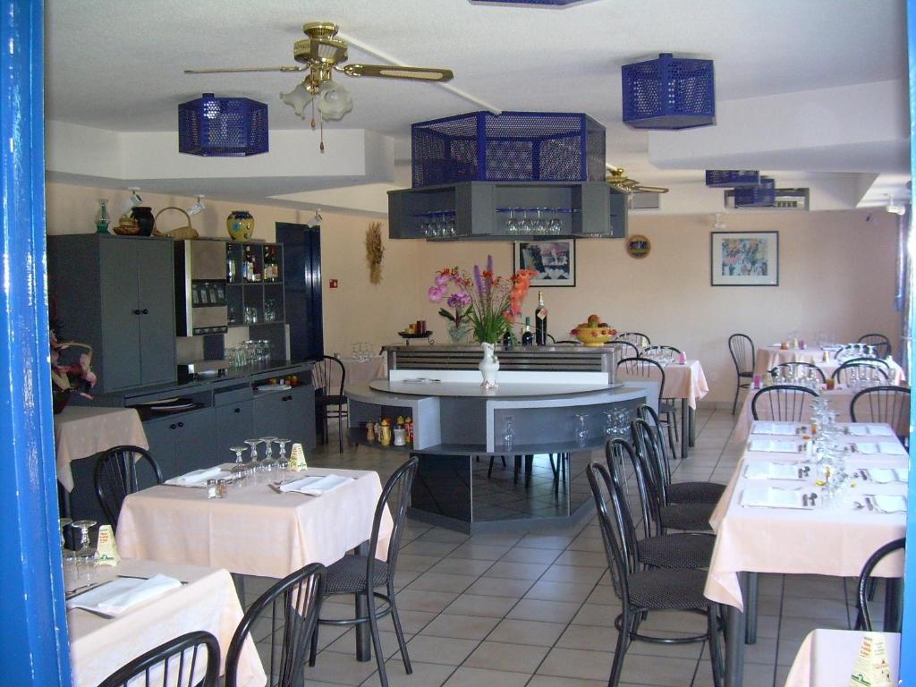 Hotel Le Chavanon Merlines Exterior photo
